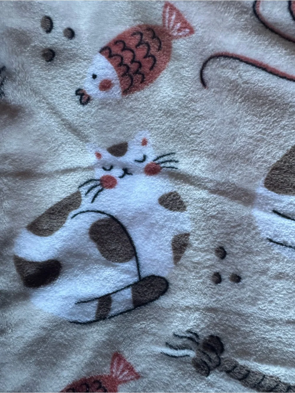 Happy Tails Adorable Throw Blanket for Pets & People w/Cats, Cat Toys, Fish NWT